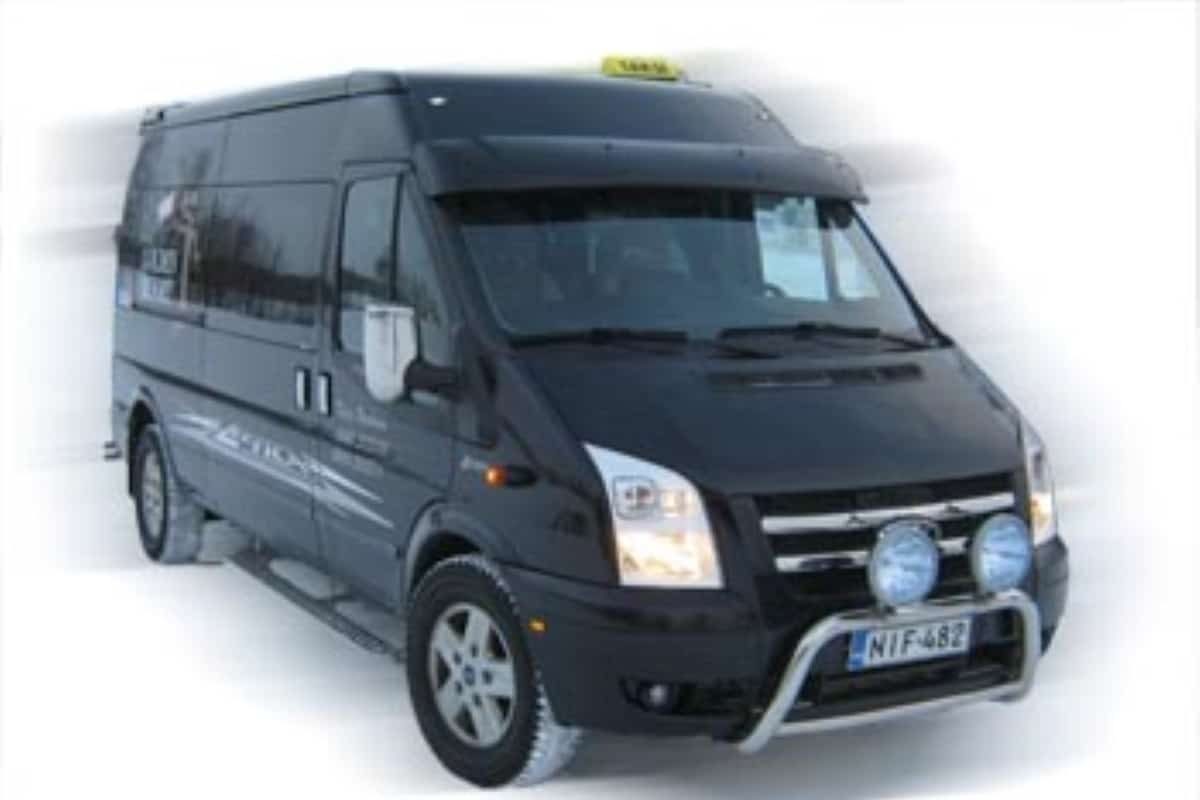 Tilaa_taksi_läheltä_Apartments_Tähtitahkoon